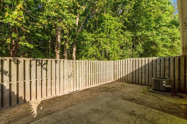 Primary Photo - 3 Bed/3Bath Centrally located!!!