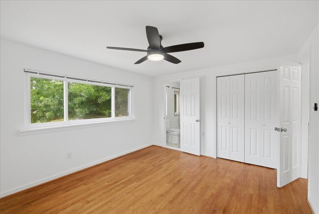 Building Photo - Charming Split-Level Home in the Heart of Alexandria