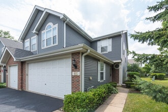 Building Photo - 1 S Oakhurst Dr