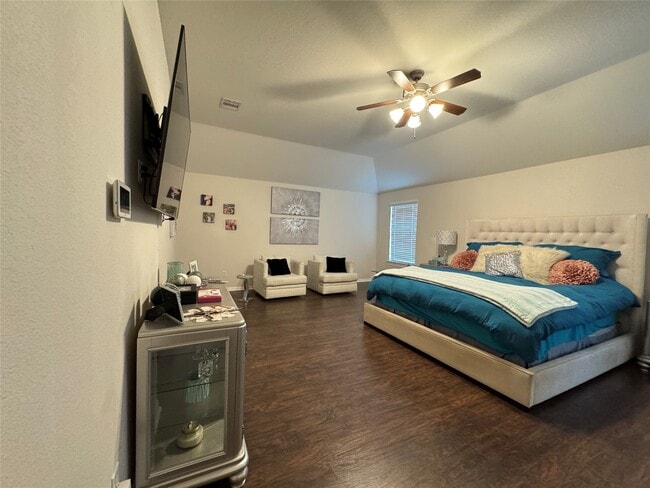 Building Photo - 12623 Hartford Bluff Ct