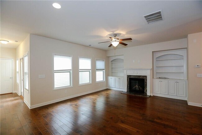 Building Photo - 314 Barbados Ln