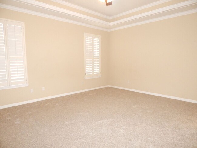 Building Photo - Coming Soon to South Tyler! Stunning 4 Bedroom, 2.5 Bath Home