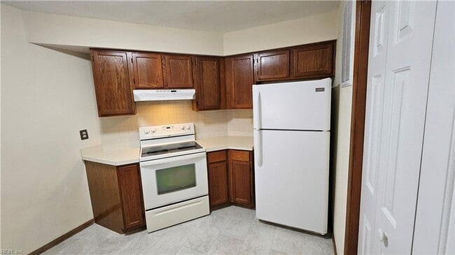 Building Photo - Kempsville Condo