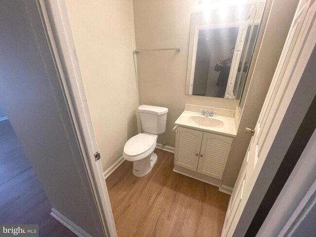 Building Photo - 4216 Dunwood Terrace