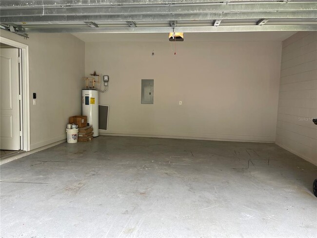 Building Photo - 12966 Calderdale Ave