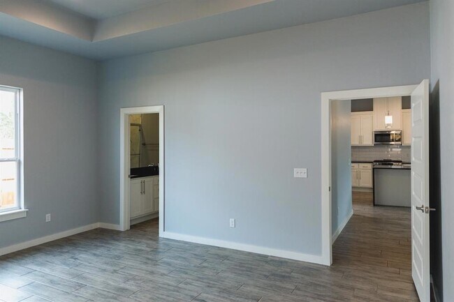Building Photo - 508 Remington Ave