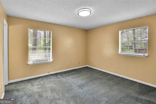 Building Photo - 8941 Ashwood Dr