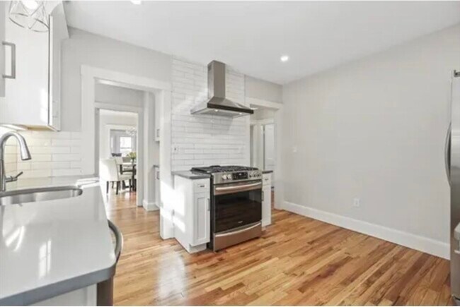 Building Photo - 37 Gallivan Blvd