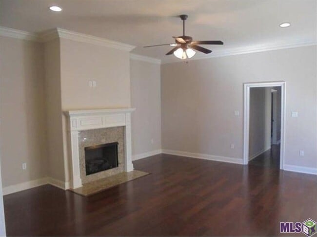Building Photo - 15265 Beautyberry Ave