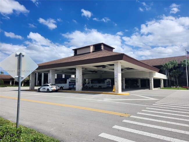 Building Photo - 12501 SW 14th St