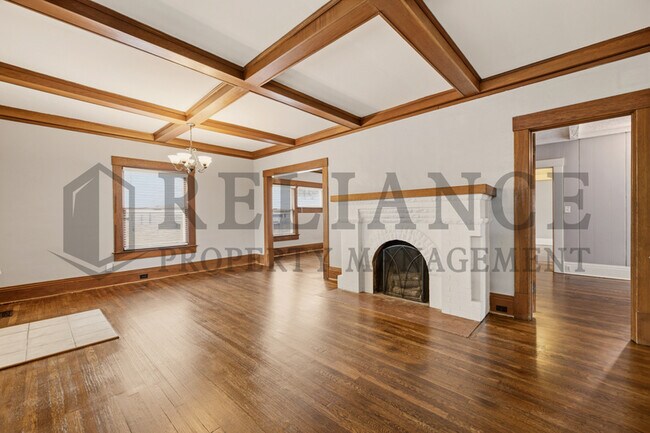 Building Photo - 111 N Clifton Ave