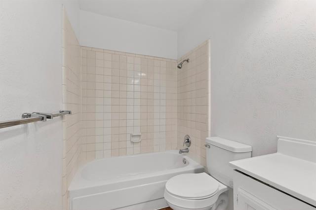 Building Photo - 716 Via Altos