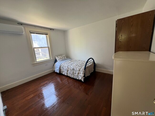 Building Photo - 74 Myano Ln