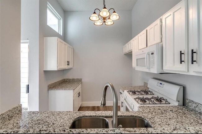 Building Photo - 6420 Horsepen Bayou Dr