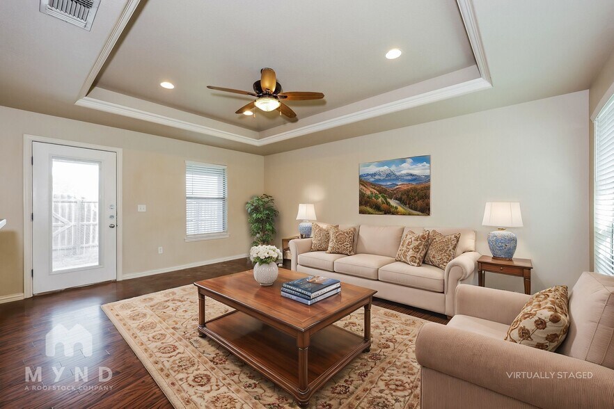 Building Photo - 106 Jolin Ln