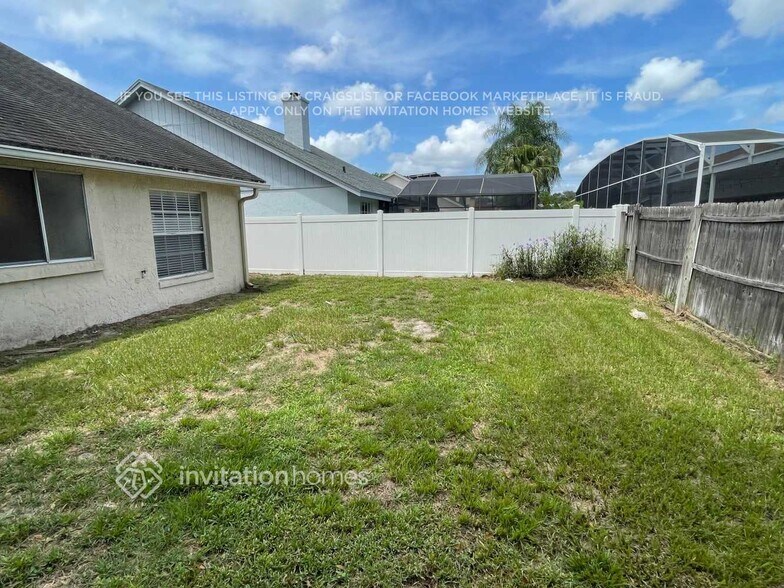 Building Photo - 817 Silversmith Cir