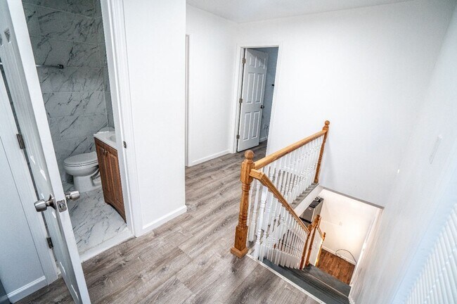 Building Photo - 43-45 Case Ave