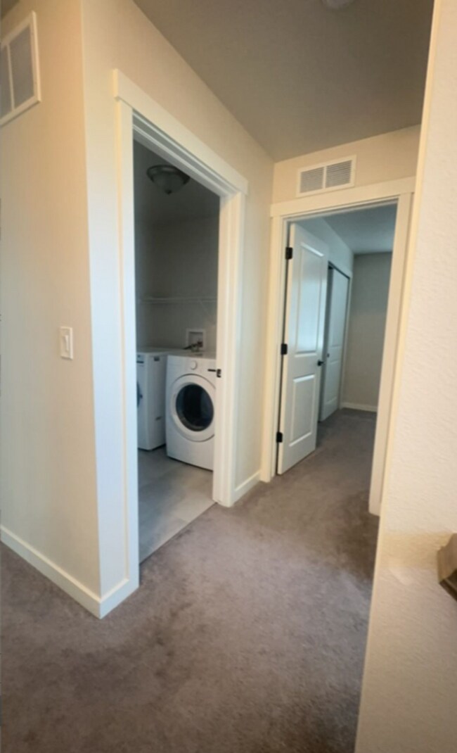 Building Photo - 6581 Cheyenne Autumn Wy