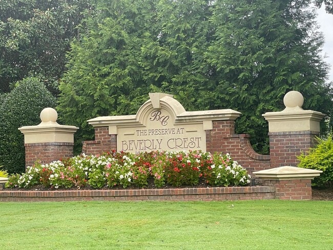 Building Photo - 6876 Rothchild Dr