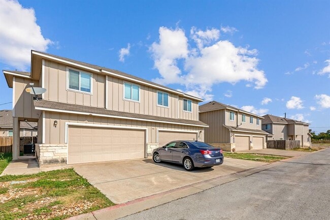 Building Photo - 408 Carl Shipp Dr