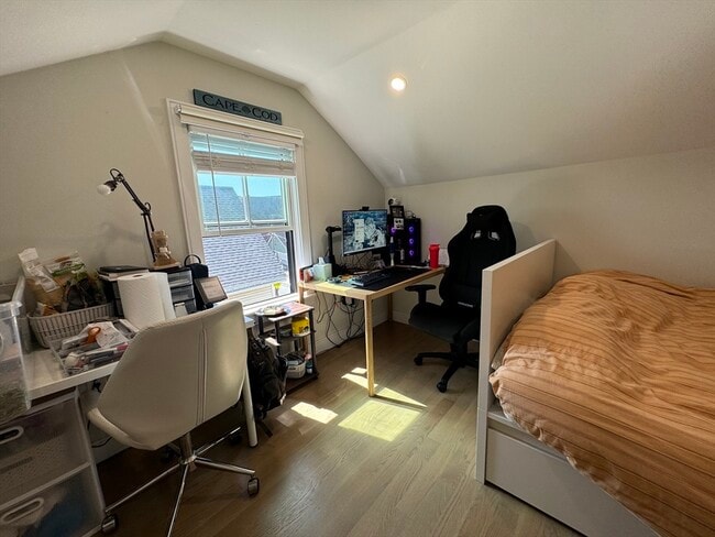 Building Photo - 12 Reedsdale St