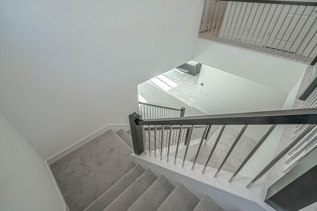 Building Photo - 5-Bedroom Home with Loft in Gated Victoria at Plum Canyon!