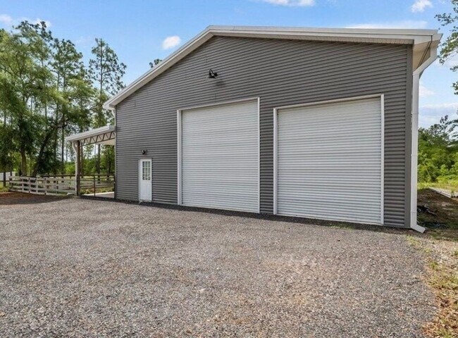 Building Photo - Gated 10-Acre Luxury Retreat with 40x60 Shop & Barn!
