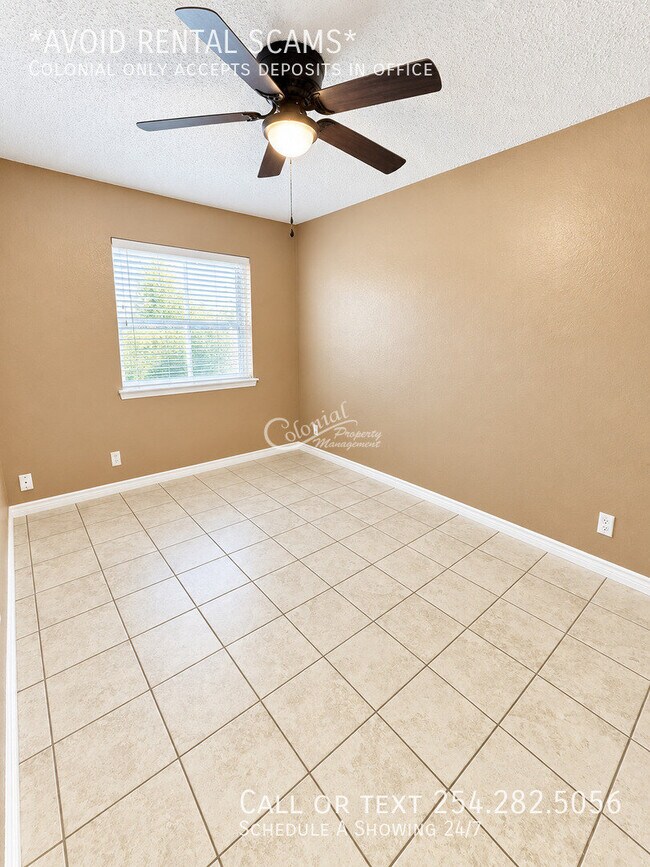 Building Photo - 2210 Cimmaron Dr