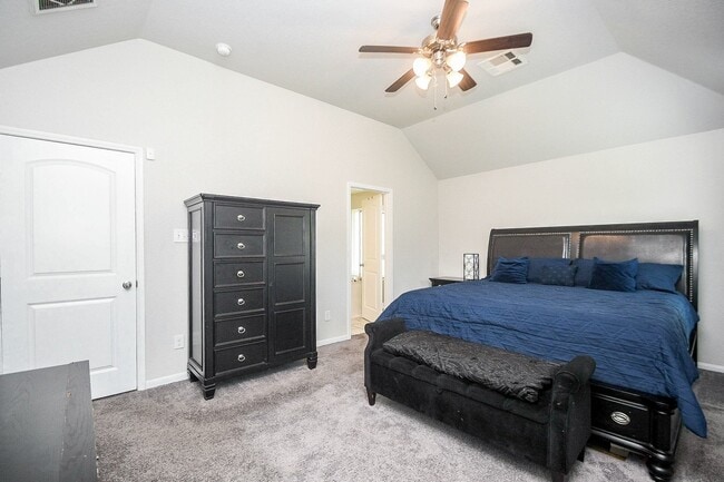 Building Photo - 12234 Chestnut Clearing Trail