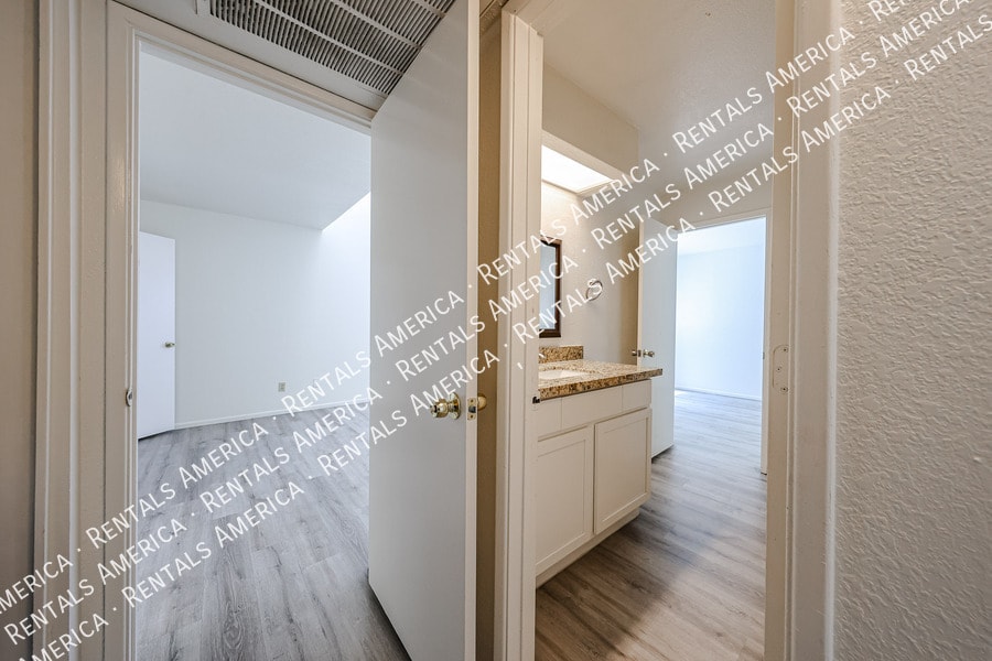 Building Photo - 6480 N 82nd St