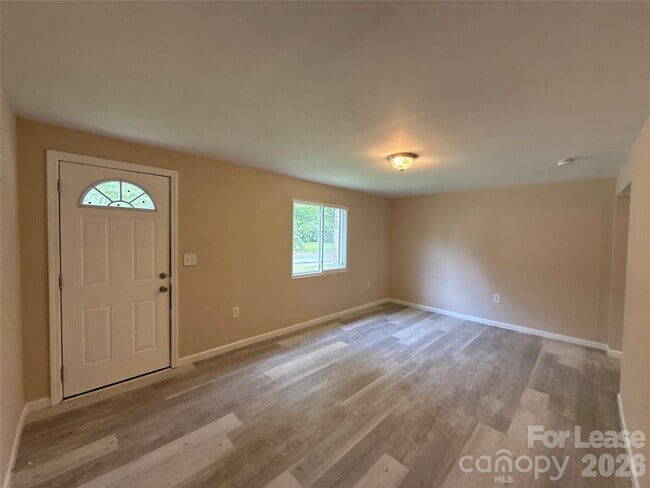 Building Photo - 2700 Capitol Dr