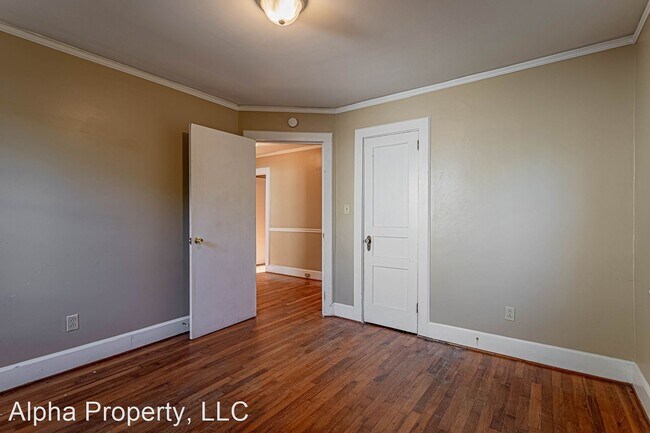 Building Photo - 3 br, 1 bath House - 110 Deoyley Ave