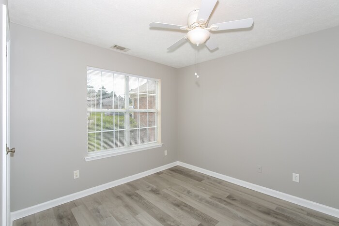 Building Photo - 5254 Silver Fox Way