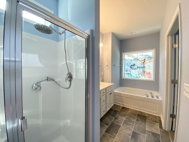 Building Photo - Welcome to Lake Life! Four Bedroom, Single...