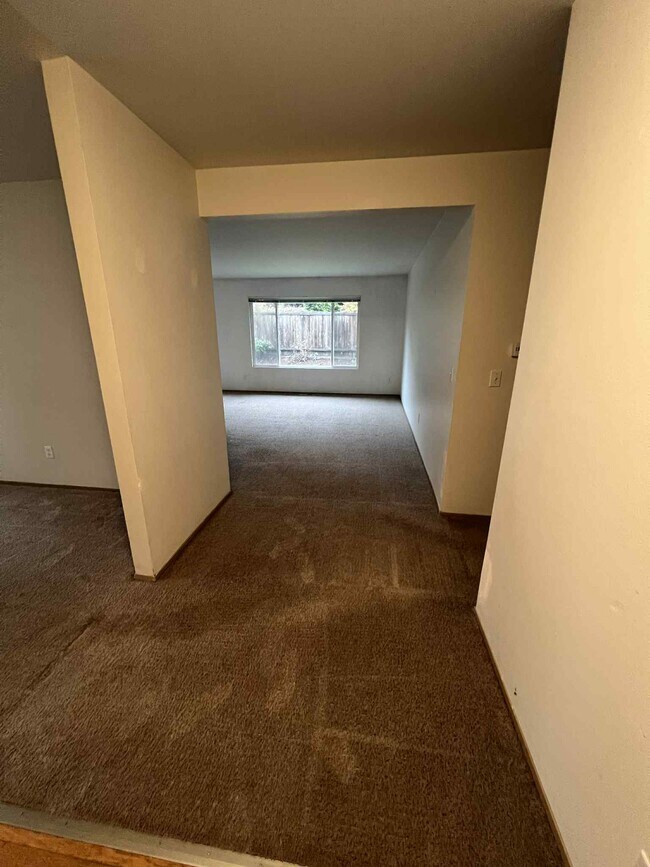 Building Photo - 2966 Sprague St