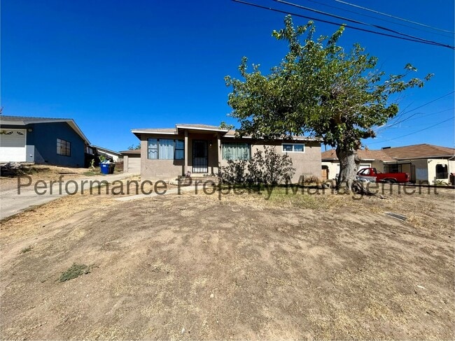 Primary Photo - Charming 3 Bed/1 Bath House w/ RBP & Secur...