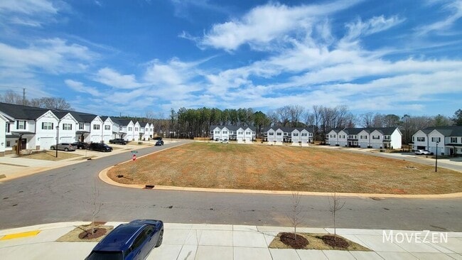 Building Photo - 155 Calluna Dr