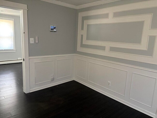 Building Photo - 23 Bowers Ave