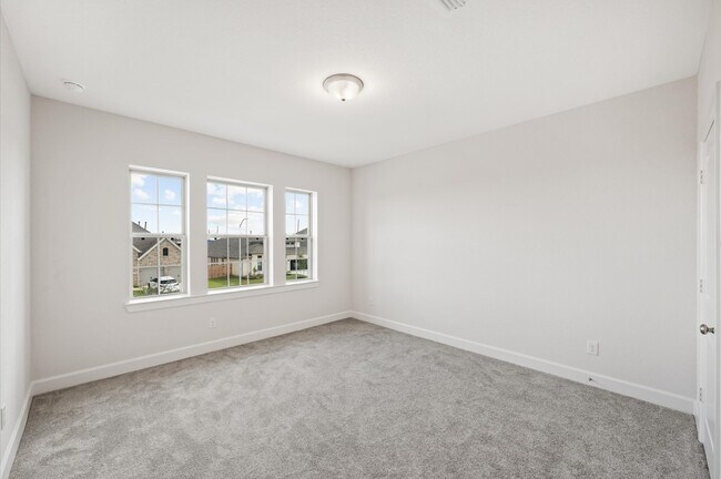 Building Photo - 5702 Diamond Dust Dr