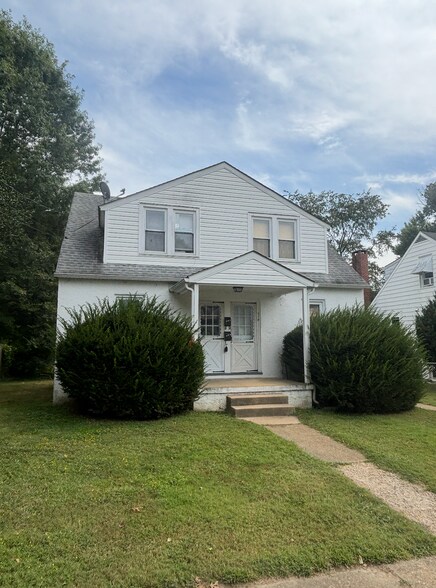 Building Photo - 520 Hollingsworth Ave