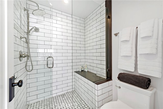 Building Photo - 154 Pearl St