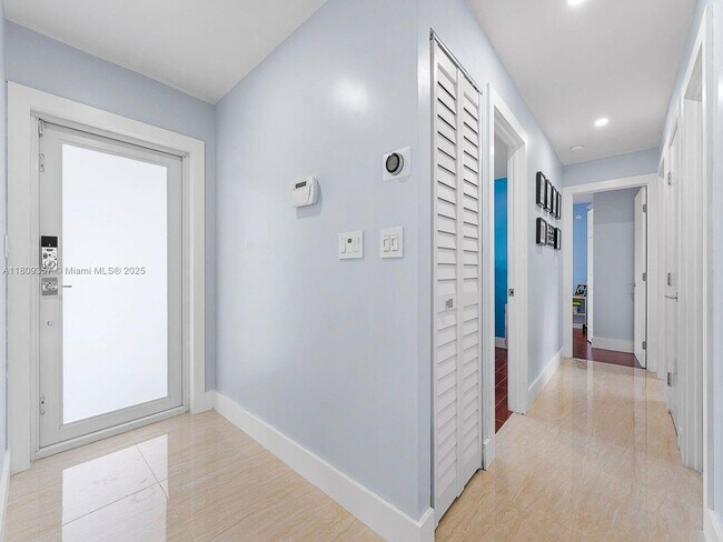 Building Photo - 7324 SW 134th Ct
