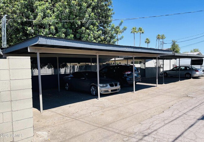 Building Photo - 4601 N 12th Ave