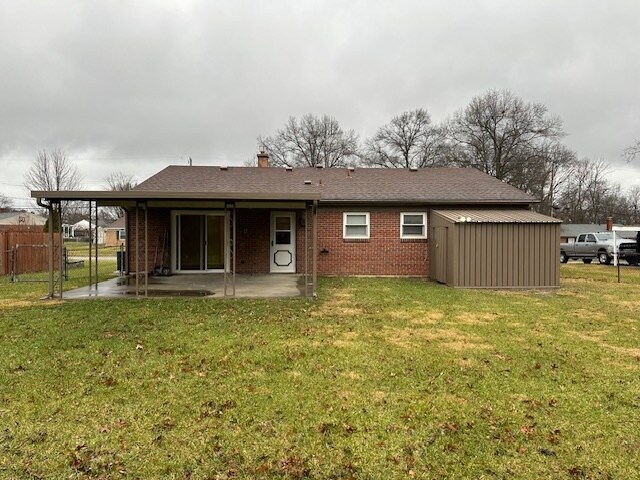 Backyard - 869 North Hill Ln