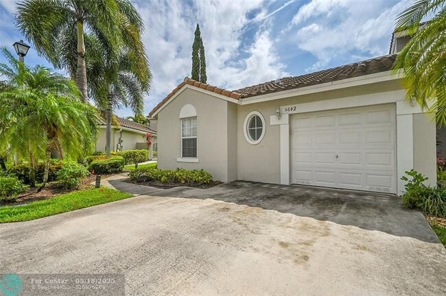 Building Photo - 5642 NW 118th Dr