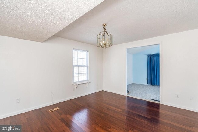 Building Photo - 1402 Spring Plow Ct