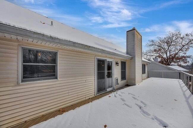 Building Photo - 20401 Matterhorn Dr