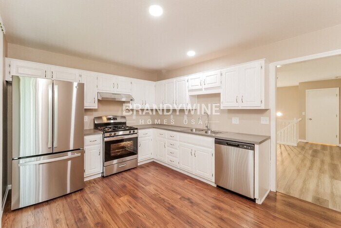 Building Photo - 800 S Butler Dr