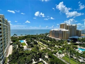Building Photo - 445 Grand Bay Dr