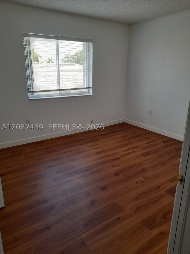 Building Photo - 551 NW 82nd Ave